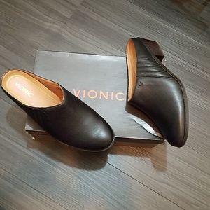 vionic nellie mule
